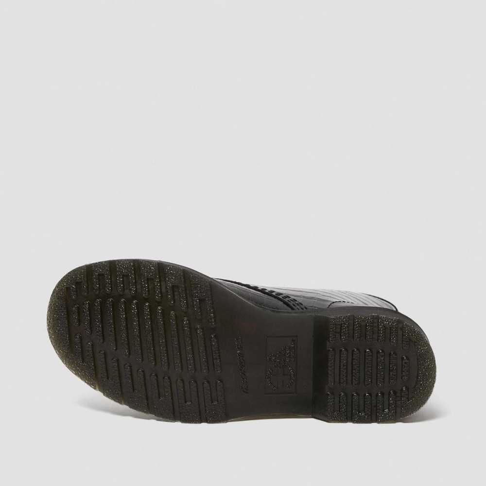 black patent lamper croc