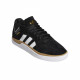 ADIDAS, Tyshawn, Core black/ftwr white/gum4